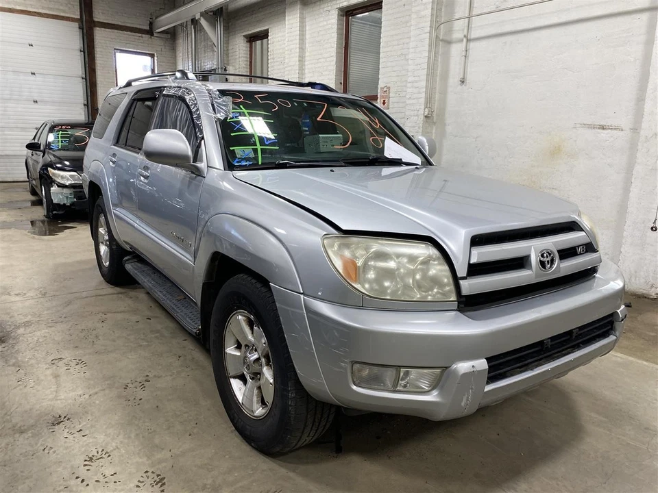 RADIATOR Toyota 4 Runner 03 04 05 06 07 08 09 1413843 Foto 3 de 4