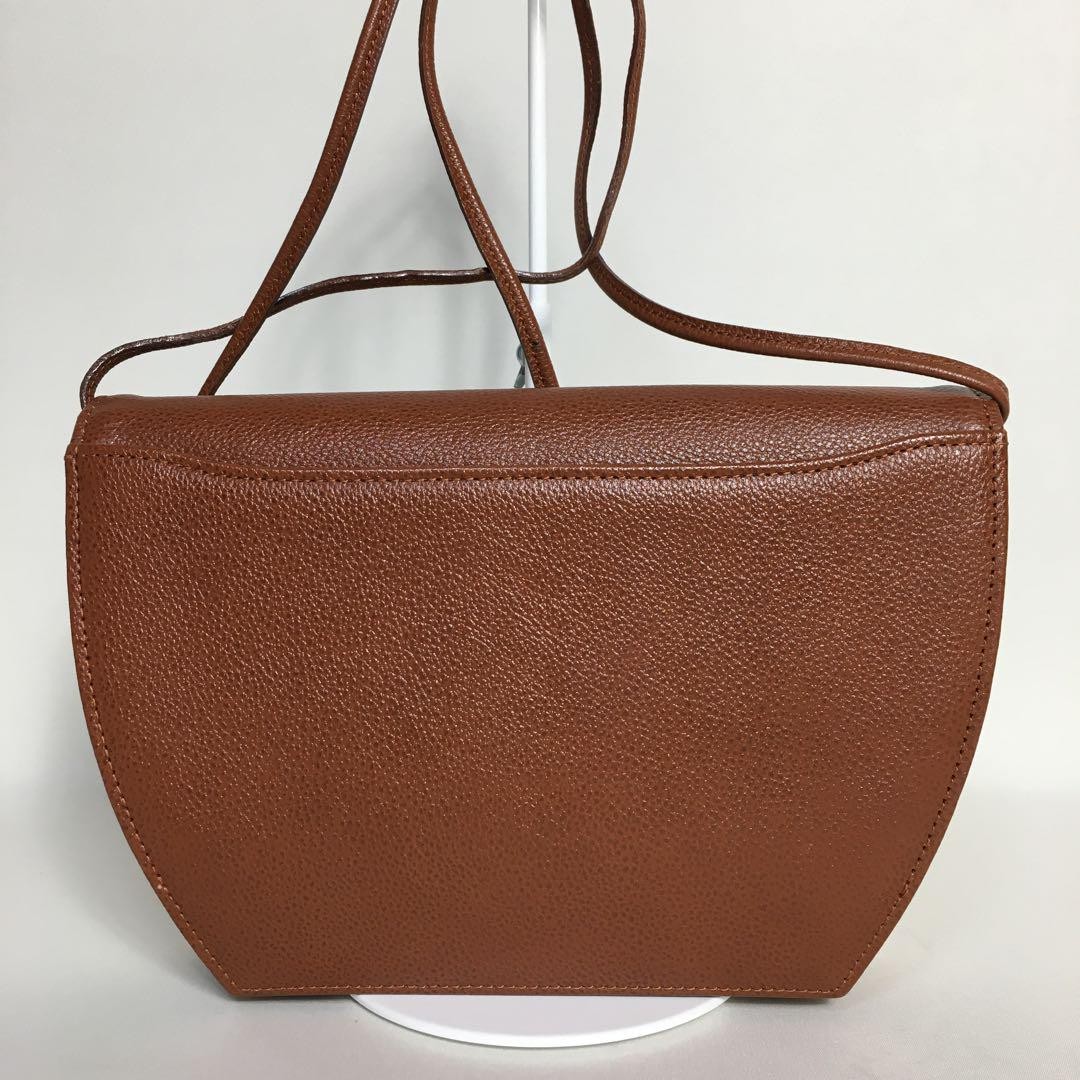 2505 22 Buone condizioni Borsa a tracolla Yves Saint Laurent marrone logo hardware