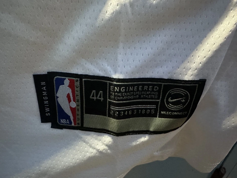 Nueva con etiquetas Camiseta Nike Miami Heat Dwayne Wade Miami Vice Swingman Talla 44 Pequeña Blanca Foto 2 de 3