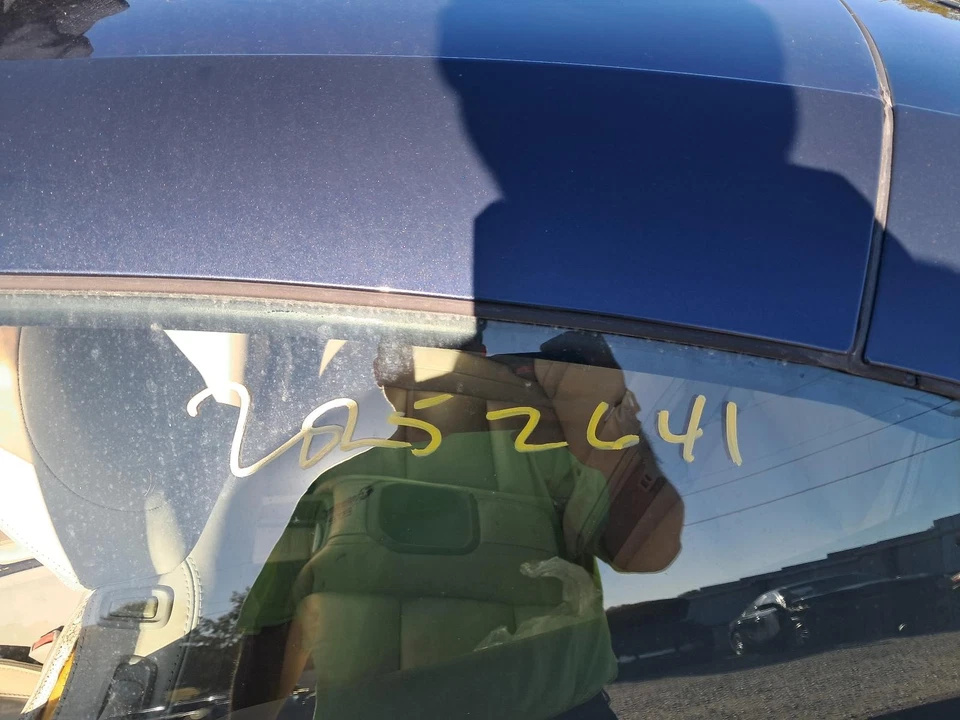 Used Front Left Fender fits: 2012 Volvo 70 SERIES C70 Front Left Grade A Foto 3 de 4