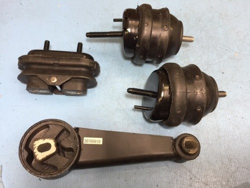 4-Piece Hydraulic Engine & Transmission Mount Set – For 00-05 Pontiac Bonneville 3.8L