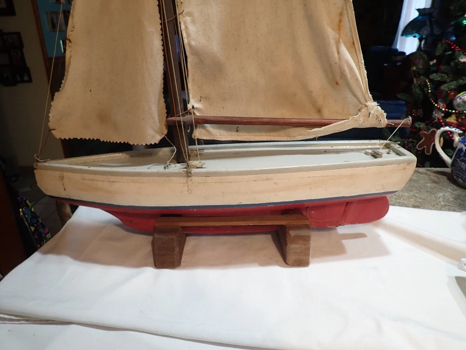 Barco de madera grande de colección estanque yate exhibición barco velero como está 22" de largo 28" de alto Foto 2 de 4