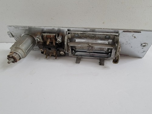 69-70 Chrysler Imperial Left Rear Window Switch Door Lock Assembly OEM 2878553 - Picture 4 of 13