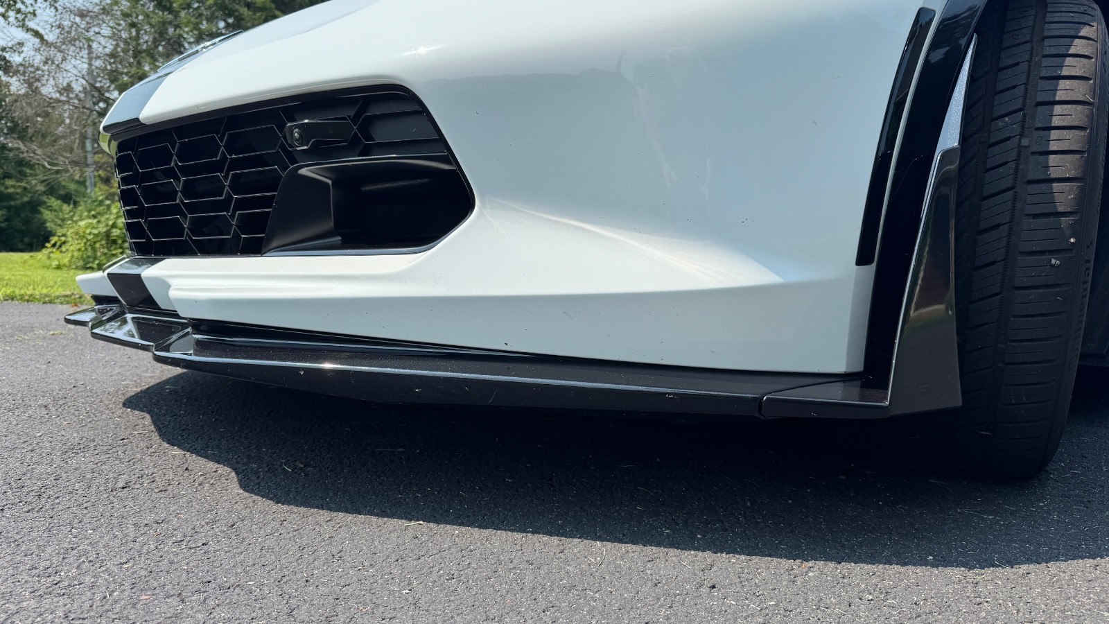 2018 White Chevrolet Corvette   | C7 Corvette Photo 5
