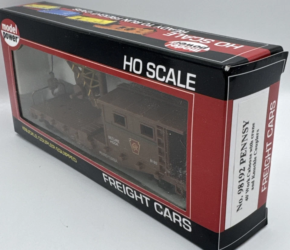 Model Power HO Scale - 40' Work Caboose with Crane #98192 Pennsylvania Railroad - Image 4 of 4