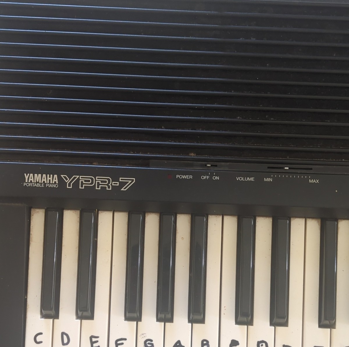 YAMAHA YPR-7 電子ピアノ s-l1200.jpg