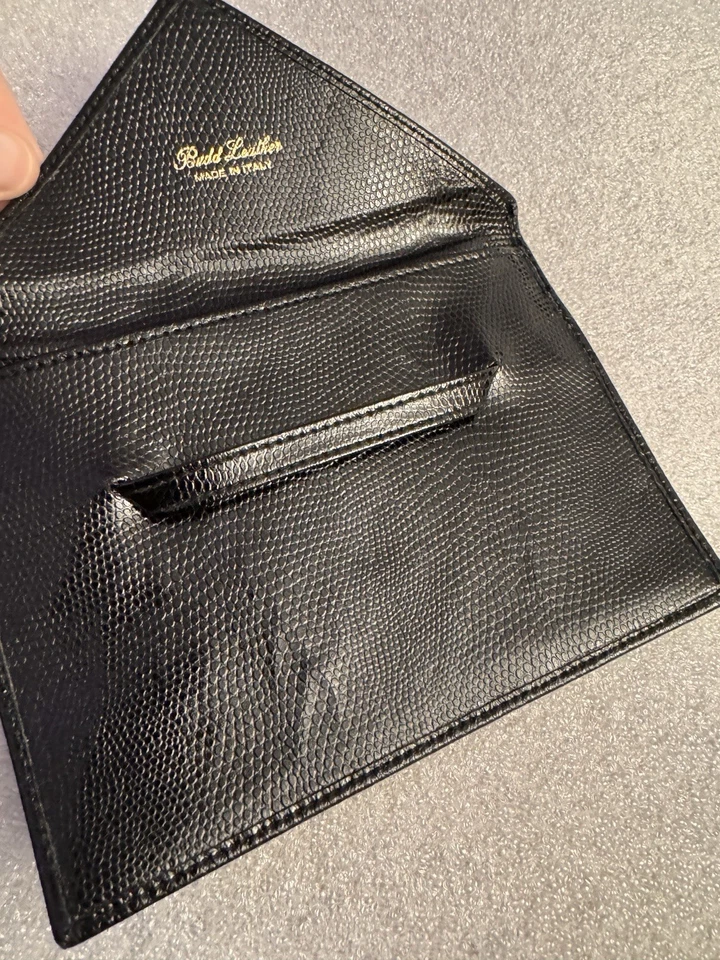 Cartera sobre Budd de cuero negro hecha en Italia Foto 4 de 4