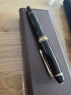 Montblanc Meisterstück No. 146 Füllfederhalter – 14K Goldfeder