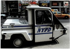 US Polizeifahrzeug NYPD Schmuckblatt 22.2