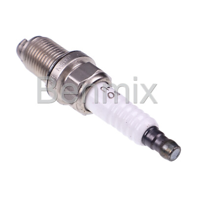 1Pcs Spark Plug 22401-FU412 22401FU412 For Nissan K21 K25 Engines