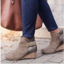 Dansko Boots Womens 38 Shirley Ankle Bootie Brown Leather Round Toe Wege Heels