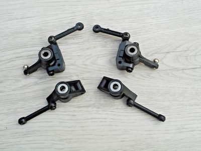 Kyosho Pureten Alpha Vorder- & Hinterradnaben mit Trägern inkl. King Pins