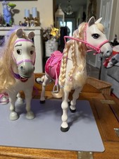 Horses set of 2