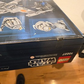 LEGO Star Wars: B-wing Starfighter (10227)