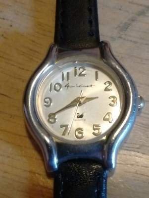 Vintage Gloria Vanderbilt ladies watch, running with new  display picture 2