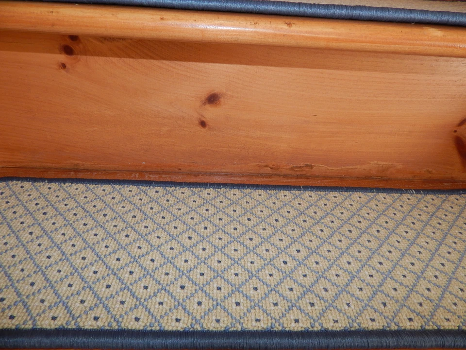 13 PASOS 9"x28' peldaños escalera LANA TEJIDA + aterrizaje 22 X 28". Foto 4 de 4