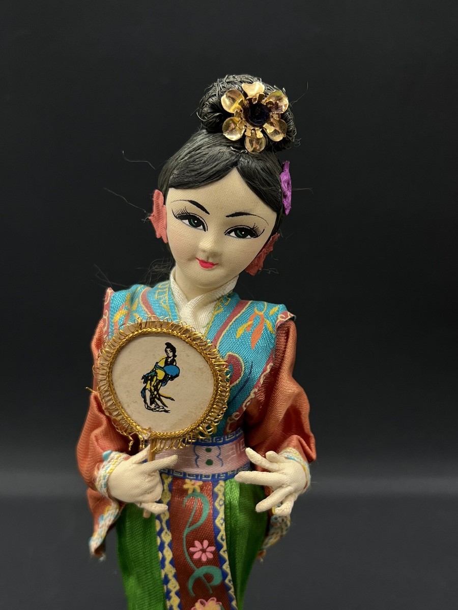 vintage 10” Geisha souvenir Doll Taiwan ROC Kimono Fan | eBay