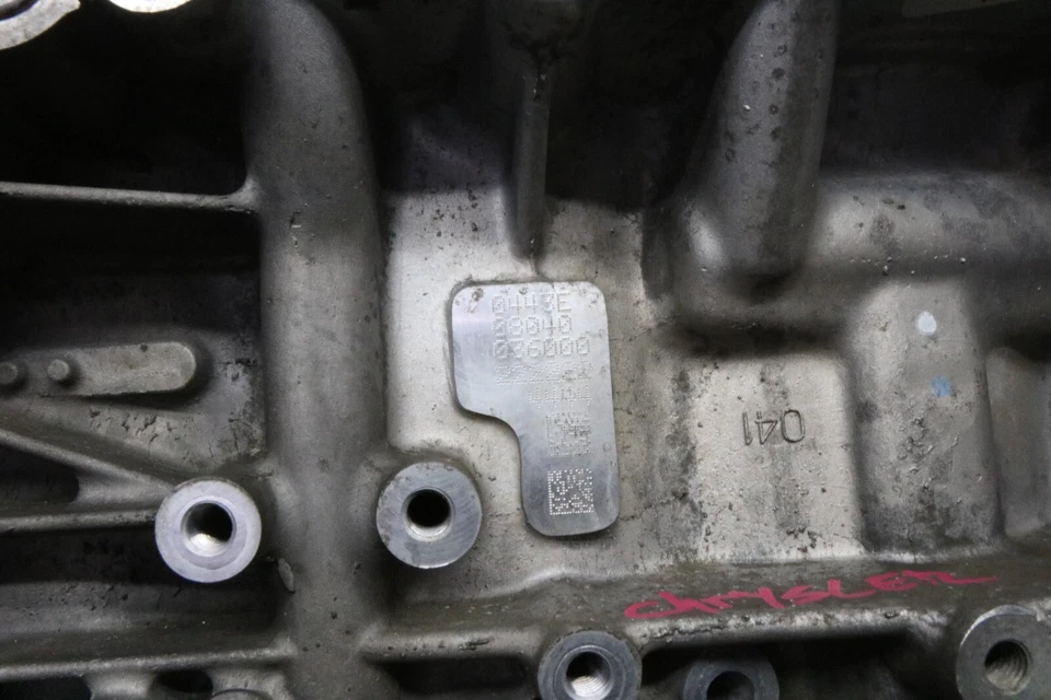 2011-2014 CHRYSLER 200 3.6L BLOCO DE CILINDROS DO MOTOR 68225979AB FABRICANTE DE EQUIPAMENTO ORIGINAL - Imagem 3 de 4