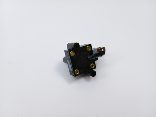 Honeywell PBN3E441-R2 Industrial Pressure Sensor Switch - Picture 2 of 4