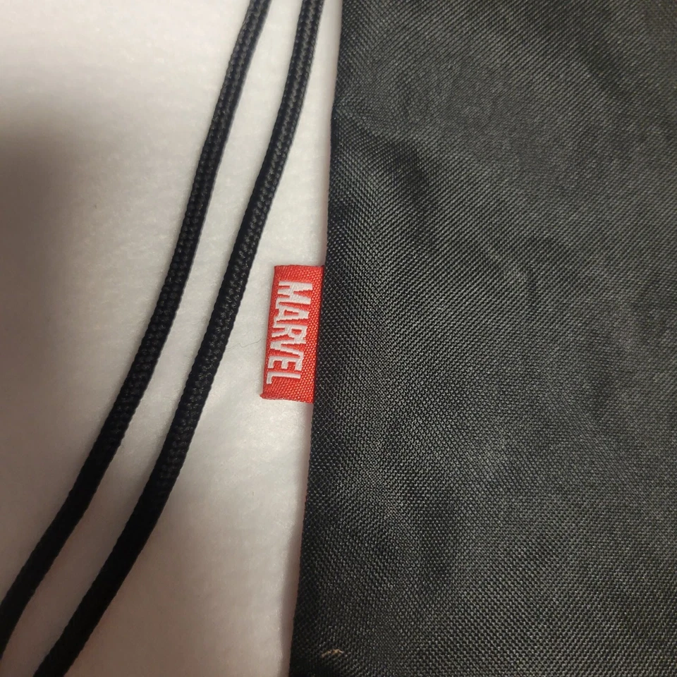 Bolsa de cordão oficial Marvel Iron Man tema quente Avengers vermelha Disney - Imagem 3 de 3