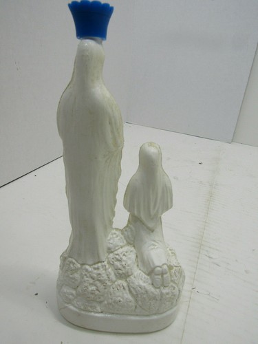 OLD RELIGIOUS PLASTIC LADY OF LOURDES AND ST. BERNADETTE SOUBIROUS STATUE - Picture 4 of 4
