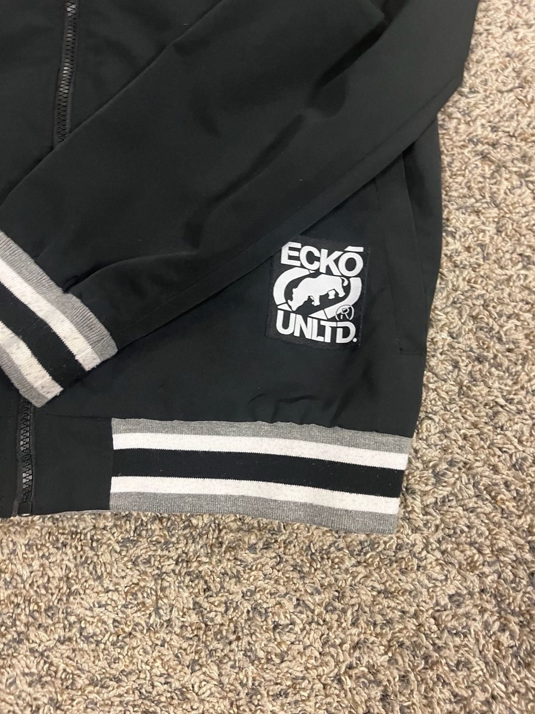 Ecko Unltd. Black Hooded Full Zip Jacket Size L - second product detail image