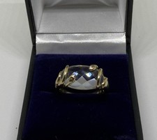 Lovely Uri Geller 9ct solid gold faceted rock crystal snake ring (RARE) Size N 