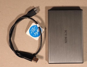 Externe Hitachi Festplatte, 200 GB, 2,5 Zoll, SATA