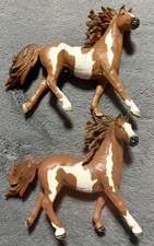 Schleich Horse Models Set of 2 Pinto Stallion 2014 Figurines