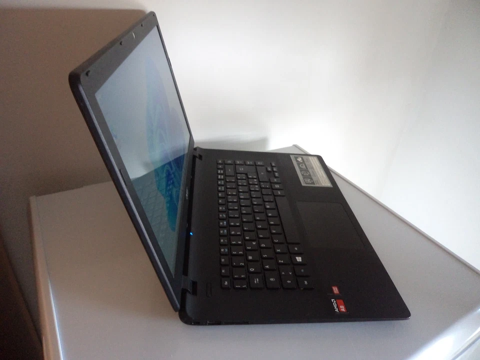NOTEBOOK ACER ASPIRE E5 15 ES1 AMD A8 - Immagine 3 di 4