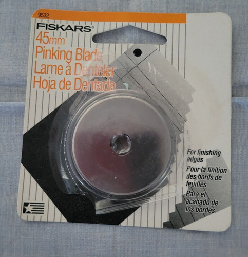 Fiskars 45mm Pinking Blade New in opened box