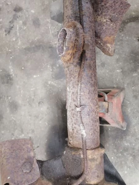 Cubierta redonda eje trasero 10-1/4x9-1/2 se adapta a 80-90 CAPRICE 1200753 Foto 4 de 4