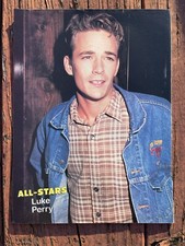 LUKE PERRY PINUP Beverly Hills 90210 Dylan teen magazine poster clipping