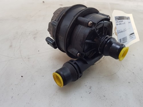 EXTRA WASSERPUMPE EXTRA WATER PUMP BMW 4 serie (F33) 2020 8637953 / 0392024062