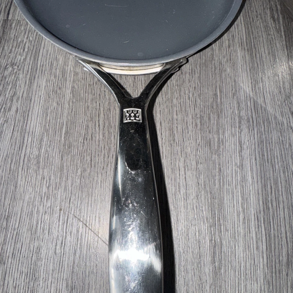 Ceramic Nonstick Fry Pan 8” And 3 Quart Pan With Lid By: Zwilling - Image 4 of 4
