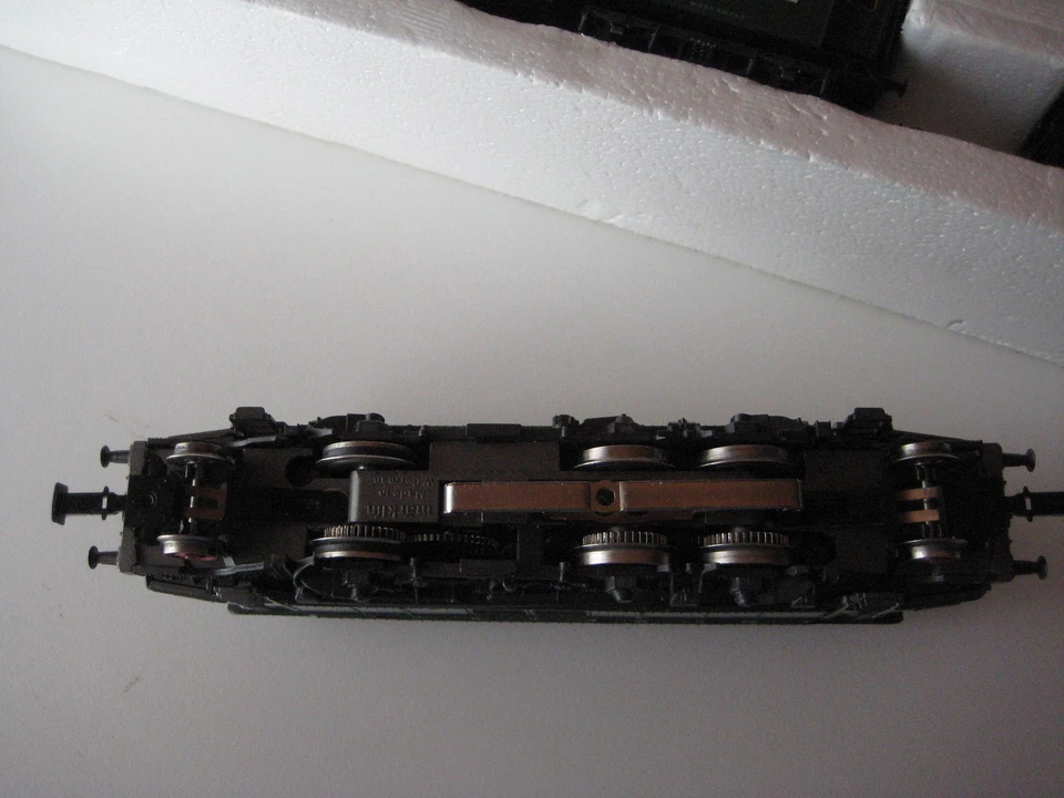 Märklin H0 2850 "Reichsbahn-Zug" mit BR E04 und 3 Wagen wenig gelaufen in OVP - Bild 2 von 4