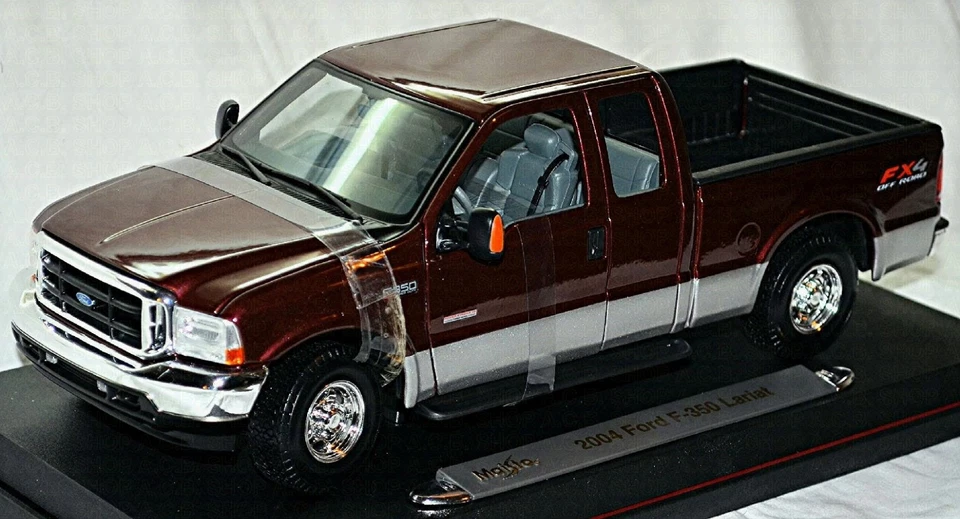 Ford F-350 Lariat FX4 Off Road Super Duty Pick Rot Metallic 1:18 Maisto 36689 - Immagine 2 di 4