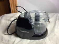 Magic Chef Mini Chopper ~ Pre-Owned~ Great Condition