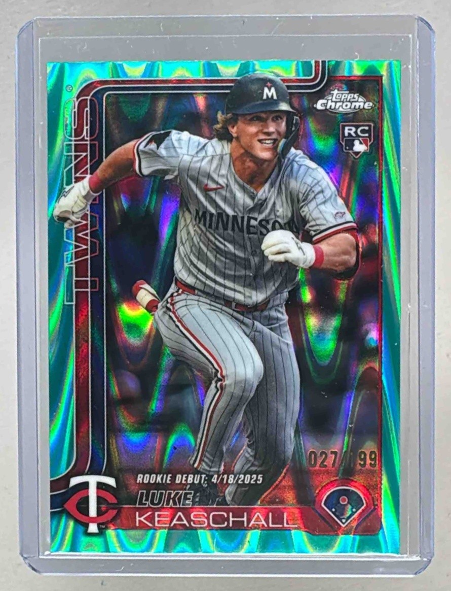 Luke Keaschall 2025 Topps Chrome Update #USC134 Aqua RayWave Refractor RC /199