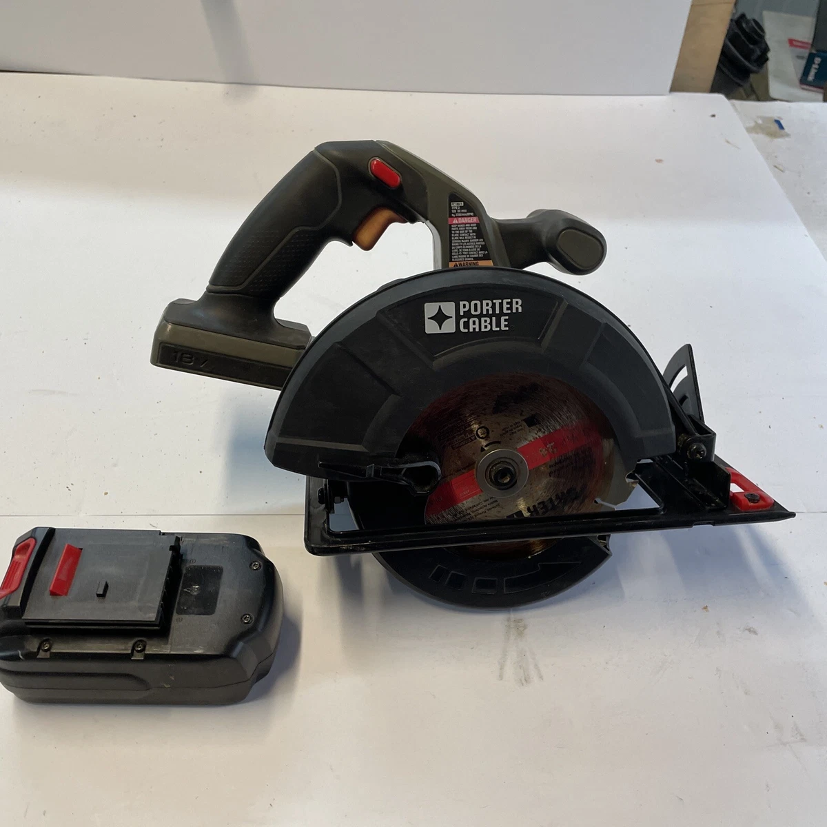 Porter Cable 18v 6.5 inch Circular Saw PC186CS With Battery Works