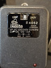 IKELITE CHARGER 4052 FOR SUBSTROBE UNDERWATER FLASH, 120-240V
