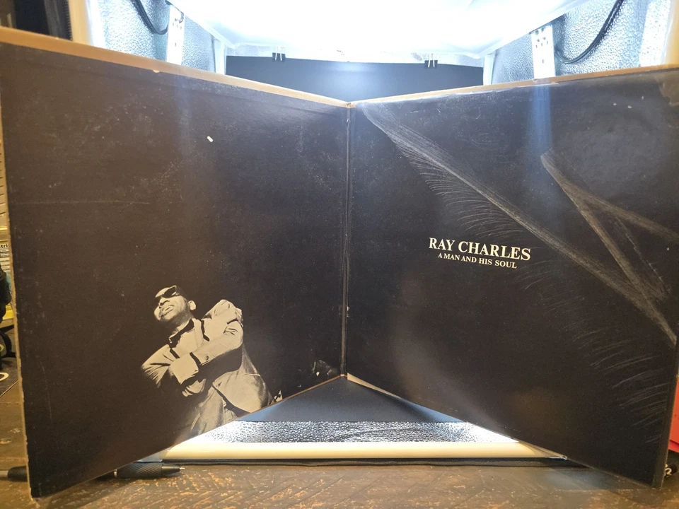 RAY CHARLES A Man And His Soul 1967 Vinyl Record 2LP Delux Ed W/ Photo Bk VG/VG+ - Image 2 of 4