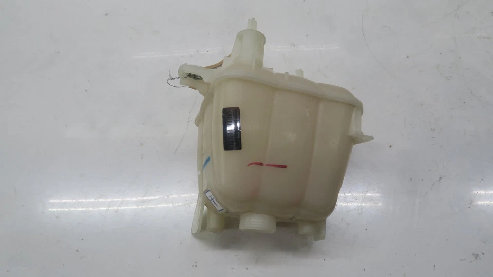 2023-2025 Ram Promaster 3500 OEM Coolant Reservoir Tank - Image 2 of 4