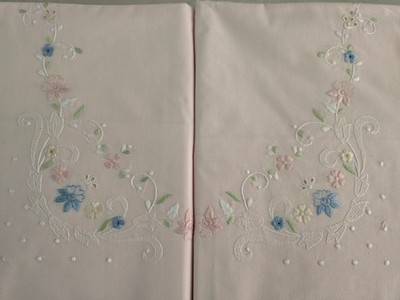 Bellavia Bettwäsche Set Reine Baumwolle Perkal Stickerei Vollstich Handrosa Hintergrund