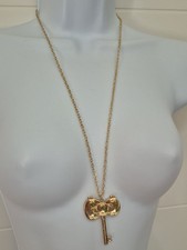 Collar colgante Sephora Hello Kitty arco llave compacto medallón espejo nuevo sin etiquetas Sanro