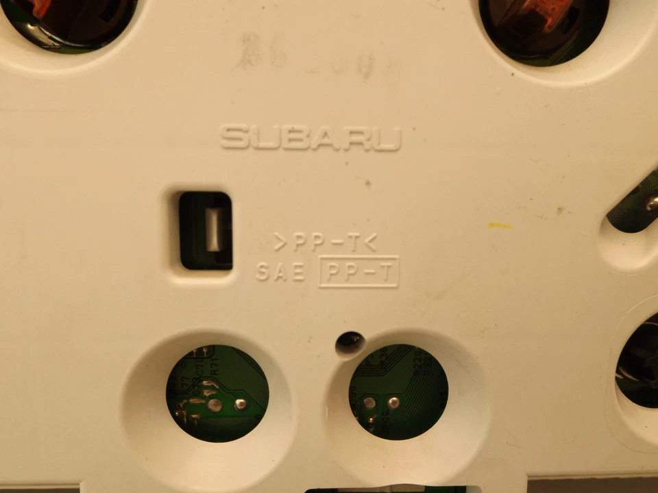 Cuadro de instrumentos Subaru Outback 5 264002 2000-2004 OEM USADO Foto 4 de 4