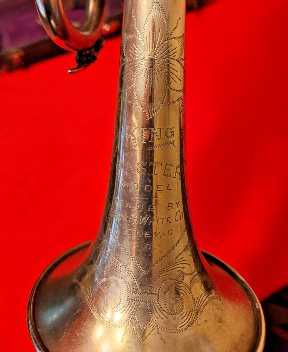 H.N. WHITE KING MASTER MODEL SILVER TRUMPET 1926-32 CASE