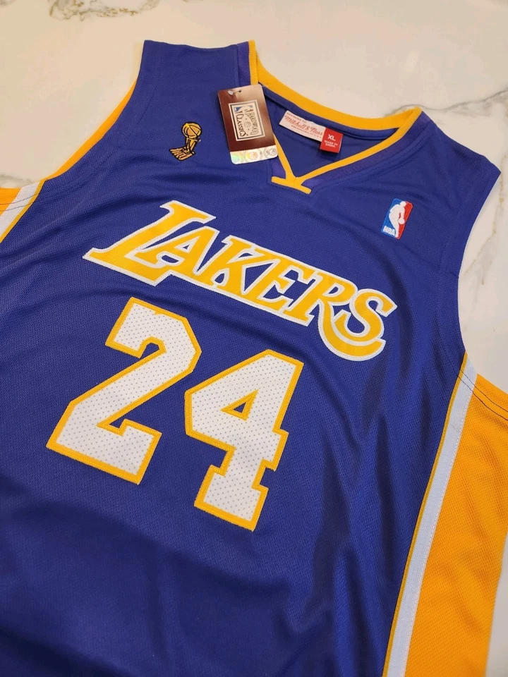 Mitchell & Ness 🔥 Kobe Bryant 🔥 #24 Lakers NBA Finals 2008-09 Jersey Men's XL - Image 4 of 4