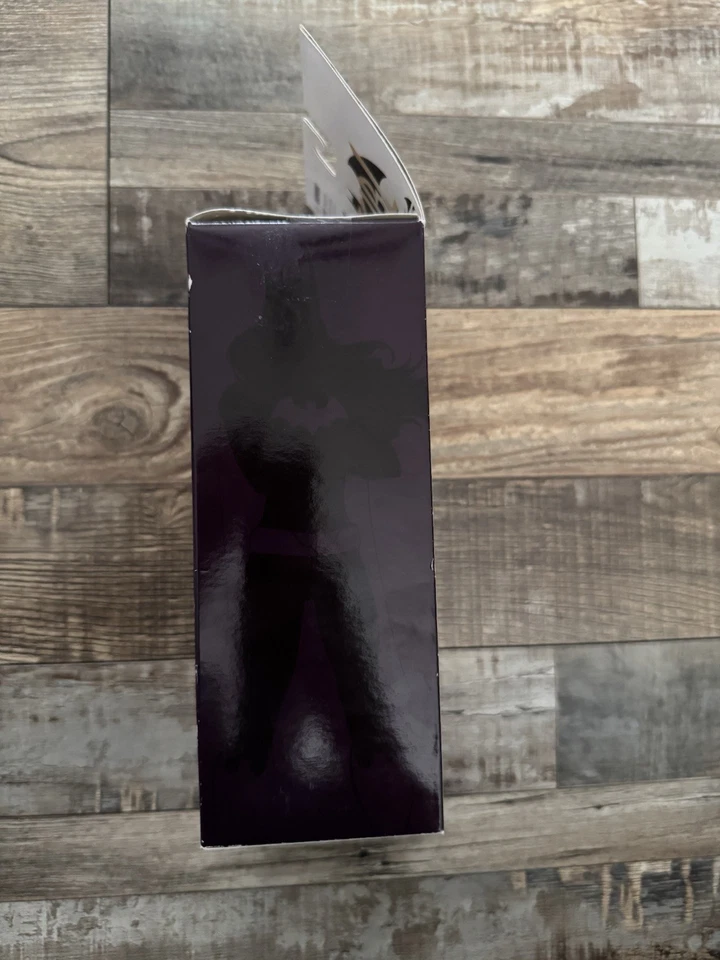 Figura de acción DC Collectibles The New 52: Batgirl DC Comics Foto 2 de 4