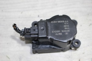 Stellmotor für Heizung 3M5H19E616AA Ford Focus II MK2 Bj,05